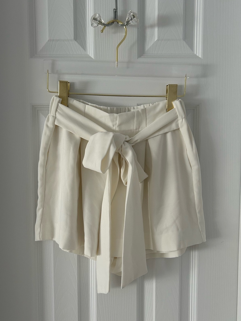 High-Waist Tie-Belt Women’s LaRoque Cream Shorts - XS